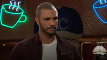 Chaqueta All Saints Rothwell llevada por Holden Novak (Nathan Owens) como se ve en The Young and the Restless el 2 de junio de 2026