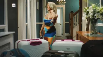 Pretty Little Thing Blue Print Plisse Tiop & Skirt worn by Ellie Chadwick as seen in Love Island (S13E01)