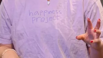 Happiness Project T-Shirt worn by (Julie Dupree) in Baylen Out Loud