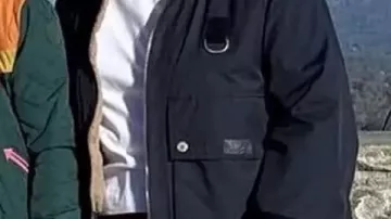 Blue Jacket worn by (Sara Matter) in Top Chef