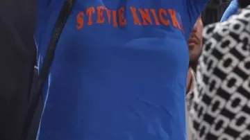 Knicks Shirt worn by Taylor Swift in Taylor Swift Gives Nod to Stevie Nicks at Game 4 of the NBA Finals | E! News