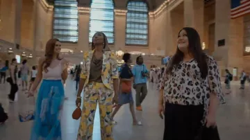 Smythe Citrus Cabana Patch Pocket Pintuck Trousers worn by Helen Decatur (Heather Headley) as seen in Sweet Magnolias (S05E01)