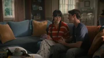 Alice + Olivia Weezy High-Rise Embroidered Eyelet Jeans worn by  Lily Song(Artemis) as seen in Sweet Magnolias (S05E02)