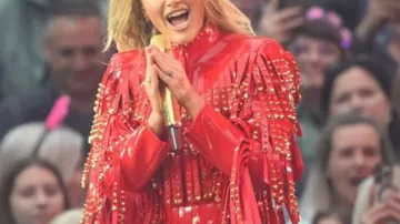 360 Stadion Tour Helene Fischer Red Fringed Crop Jacket