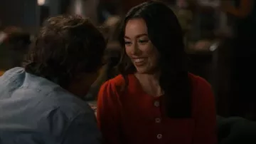 Cardigan Alex Mill Elle llevado por Annie Sullivan (Juez de Anneliese) como se ve en Sweet Magnolias (S05E09)