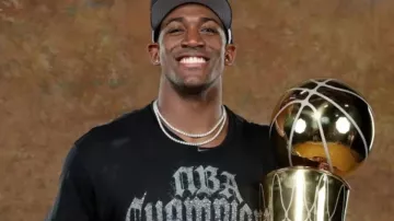 New York Knicks 2026 NBA Champions Black T-Shirt in New York Knicks HISTORIC 2026 Championship Run ???? FULL Mini-Movie