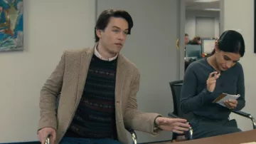 Polo Ralph Lauren Soft Smallbone Sport Coat llevado por Josh Teitelbaum (Jack Martin) como se ve en No apto para el trabajo (S01E04)