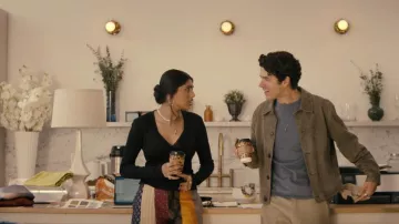 Kartik Research Patterned Jacquard Shorts worn by Abhinaya 'Abby' Chilukuri (Avantika Vandanapu) as seen in Not Suitable for Work (S01E04)