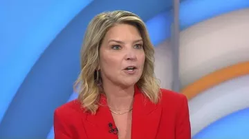 Mango Suit Jacket with Belt worn by Christine Romans as seen in Today on June 16, 2026