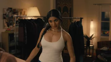 SNDYS Ash White Jersey Knit Ruched Twisted Halter Top worn by Abhinaya 'Abby' Chilukuri (Avantika Vandanapu) as seen in Not Suitable for Work (S01E05)