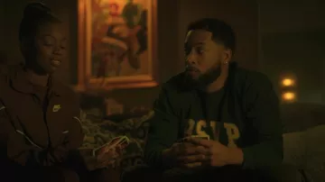 Agolde Easton RSVP Hoodie worn by Emmett Washington (Jacob Latimore) as seen in The Chi (S08E02)