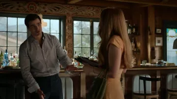Kate Spade Suite Scallop Crossgrain Leather Crossbody Bag worn by Delilah (Abigail Cowen) as seen in Every Year After (S01E05)
