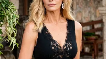Beth Dutton S01 Dutton Ranch Black Lace Detail Dress