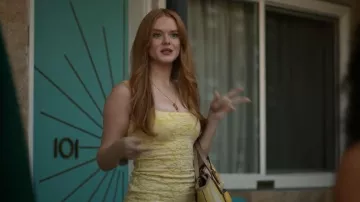 Bolsa Tote Aldo Summertote que lleva Delilah (Abigail Cowen) como se ve en Every Year After (S01E07)