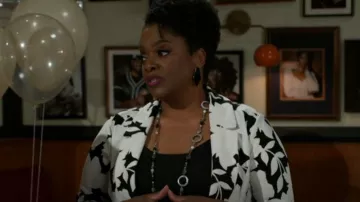 Torrid Classic Linen-Blend Blazer worn by Mona Wilson (Karan Kendrick) as seen in Beyond the Gates (S02E108)