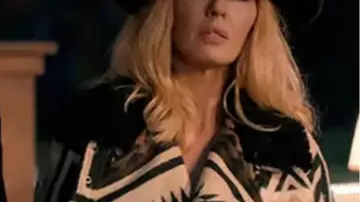 Dutton Ranch S01 Beth Dutton Western Print Jacket of Kelly Reilly in Dutton Ranch