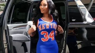 Angela Oakley New York Knicks Dress of Angela Oakley in #angelaoakley wore a custom #hauzzavier #nyknicks jersey dress after her #bravowwhl appearance. ????