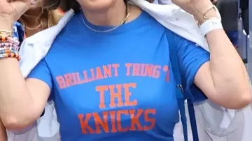 Mariska Hargitay New York Knicks Championship Parade T-shirt