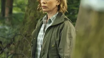 Chaqueta verde Eve Myles 2026
