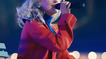 Coachella 2026 Sabrina Carpenter Red Coat