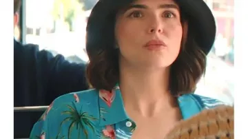 Voicemails for Isabelle 2026 Zoey Deutch Blue Hawaiian Shirt worn by Jill Shaw (Zoey Deutch) in Voicemails for Isabelle