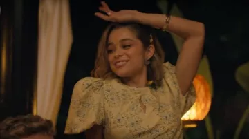 Laagam Provence Naya worn by Maca(Berta Castañé) as seen in Oasis(S01E01)