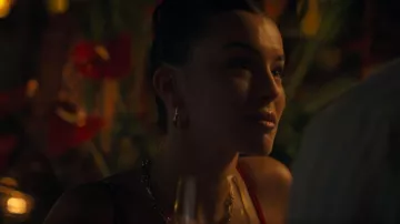 Zara Mixed Metal Chain Necklace worn by Sofia (Ada Molina) as seen in Oasis Resort (S01E01)