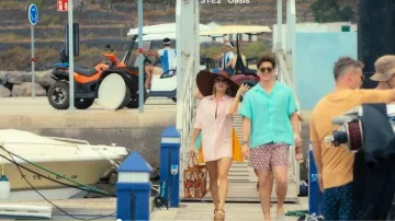 Castaner Brown Raffia Platform Sandals worn by Maca (Berta Castañé) as seen in Oasis Resort (S01E02)
