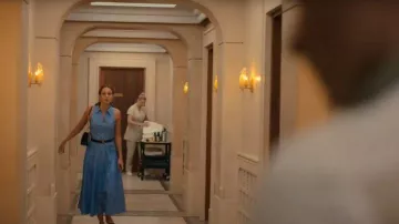 Michael Kors Black Leather Shoulder Bag. worn by Laura (Laura Simon) as seen in Oasis Resort (S01E08)