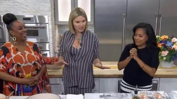 Camiseta de tirantes Veronica Beard Vonette Mocha oscura llevada por Jenna Bush Hager vista en Today with Jenna & Sheinelle el 19 de junio de 2026