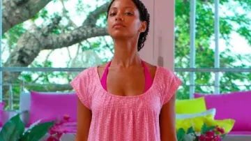 Vestido mini rosa Melanie Moreno Love Island USA S08 tal como se ve en Love Island USA (T08)