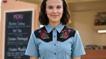 Voicemails for Isabelle 2026 Zoey Deutch Blue Dress worn by Jill Shaw (Zoey Deutch) as seen in Voicemails for Isabelle