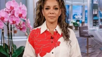 The View 2026 Sunny Hostin White Floral Shirt worn by Sunny Hostin as seen in The View