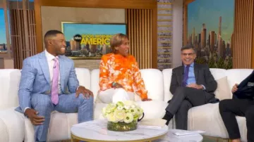 Elie Tahari Floral Draped Neck Shirt worn by Robin Roberts as seen in Good Morning America on June 18, 2026