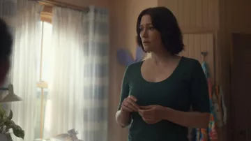 Loft Ribbed Scoop Neck Tee worn by Kat Landry (Chyler Leigh) as seen in The Way Home (S04E04)