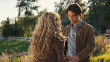 Veste vintage en velours côtelé marron Levi’s Années 90 Rare Hype portée par comme vu dans The Way Home (S04E05)