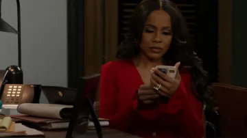 Aldo Lookaa Clutch worn by Hayley Lawson (Marquita Goings) as seen in Beyond the Gates (S02E112)