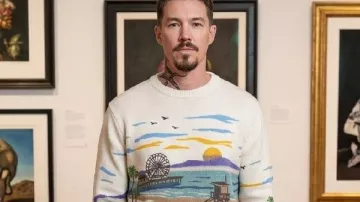 My Lottery Dream Home 2026 David Pier Sweater worn by Self - Host (David Bromstad) as seen in My Lottery Dream Home