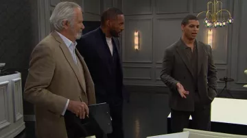 Pantalones de traje elástico Zara usados por Zende Forrester (Delon de Metz) como se ve en The Bold and the Beautiful (S39)