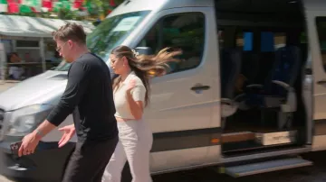 Amazon 4 PCS Acrylic Bow Hair Clips for Women Bow Cute Claw Clip worn by (Nia Sanchez) as seen in The Valley (S03E13)