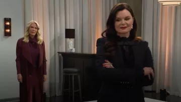 Falda de raso lateral de Vince Satin Slip usada por Brooke Logan (Katherine Kelly Lang) como se ve en The Bold and the Beautiful (S39E200)