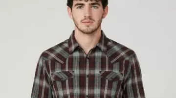 Camisa de cuadros Finn Little de Dutton Ranch 2026 usada por Carter (Finn Little) tal como se ve en Dutton Ranch (T01)