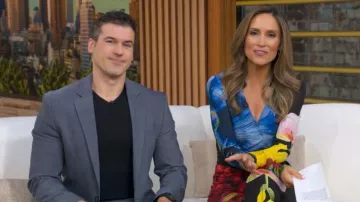 Alice + Olivia Melina Faux Wrap Wide Leg Jumpsuit worn by Rhiannon Ally as seen in Good Morning America on June 30, 2026