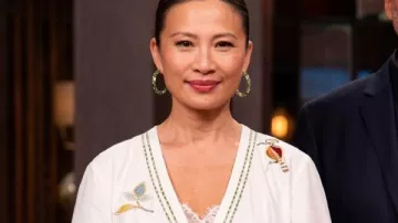 Masterchef AU S18 Poh Ling Yeow Mini Vestido Blanco visto en MasterChef Australia