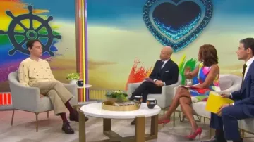 Jersey con bordado de animales Bode llevado por Jim Parsons, visto en CBS Mornings el 23 de junio de 2026