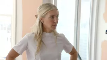 Pinzas para garras para el cabello Tocess que lleva Sarah Baeumler en Battle on the Beach (S05E04)