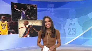 Camisa polo de punto acanalado de Malene Birger Benita llevada por Kaylee Hartung tal como se ve en Today el 1 de julio de 2026