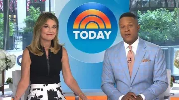 Akris Punto Sleeveless Front Zip Polo Shirt worn by Savannah Guthrie as seen in Today on  July 1, 2026
