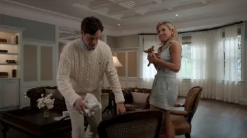 Benetton Pure Linen Bermuda Shorts worn by Eva Woods (June Diane Raphael) as seen in Elle (S01E02)