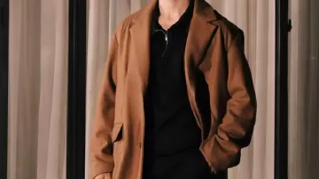 Manteau classique en laine Camel Brown pour hommes porté par le célèbre acteur anglais Daniel Craig
